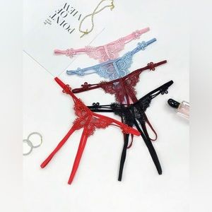 Plus Lace Butterfly Crotchless Panty *NEW*